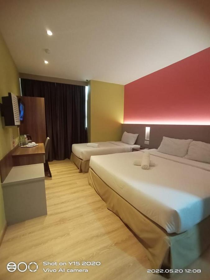 Yee Hotel Permas Jaya Johor Bahru Extérieur photo