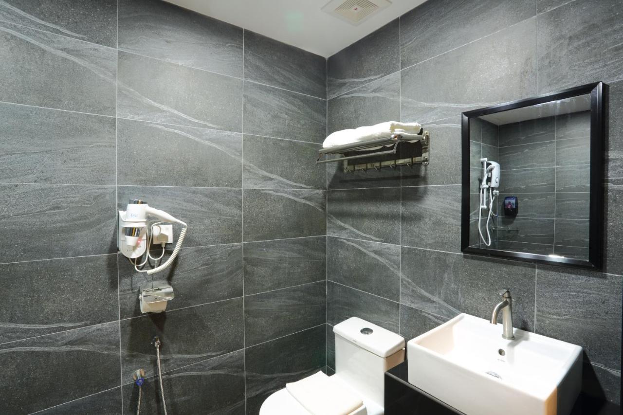 Yee Hotel Permas Jaya Johor Bahru Extérieur photo